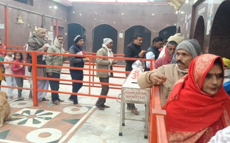 बड़े बाबा की ब्रहृमुहूर्त की महाआरती में उमड़े श्रद्धालु