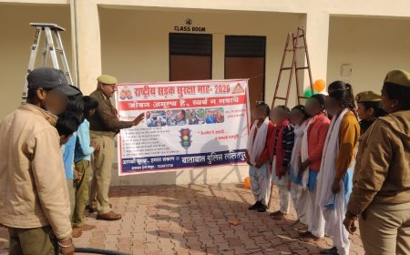 राजकीय इंटर कॉलेज में यातायात जागरूकता कार्यक्रम आयोजित