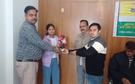 अभी हुआ सिंदूर अभी तो बिन्दी होना बाकी है,भारत के माथे का पी ओ के लेना बाकी है-कवि रमेश मिश्रा