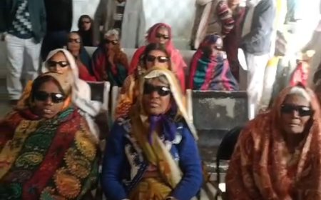 17 मरीजों का इन्ट्रा ऑक्यूलर लेंस (आई०ओ०एल०) पद्धति से मोतियाबिंद ऑपरेशन पूर्णतः सफलतापूर्वक किया गया। जिलाधिकारी चित्रकूट