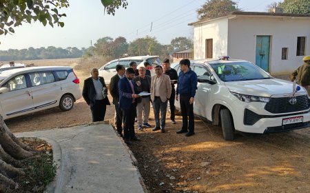 फार्मा पार्क के कार्यों में तेजी लाएं गुणवत्ता से समझौता नहीं: विजय किरन आनंद