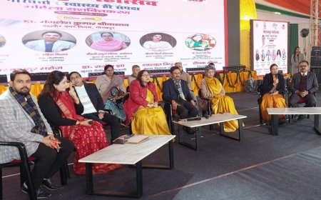 गोरखपुर महोत्सव में नारी स्वास्थ्य और सशक्तिकरण पर हुआ मंथन, बनेगा ठोस रोडमैप