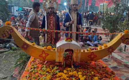 सिरौलीगौसपुर क्षेत्र के रजनापुर कुटी पर धनुष भंग मेला सम्पंन हुआ