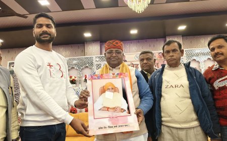 विधायक साकेंद्र वर्मा ने किया स्नेह मिलन कार्यक्रम, पत्रकारों को किया सम्मानित