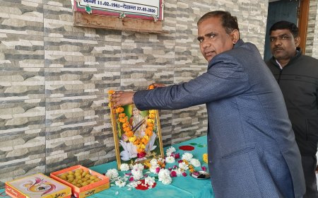 बसन्त पंचमी के अवसर पर चौधरी चरण सिंह महाविद्यालय बरदरी में ज्ञान की देवी मां सरस्वती की पूजा अर्चना की गयी