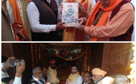 प्रदेश के खादय रसद राज्य मंत्री सतीश चन्द्र शर्मा ने बड़े बाबा की ड्योढ़ी पर माथा टेका और सत्यनाम वर्मा अवधेश महराज द्वारा आयोजित जगन्नाथी भन्डारे में प्रसाद ग्रहण किया