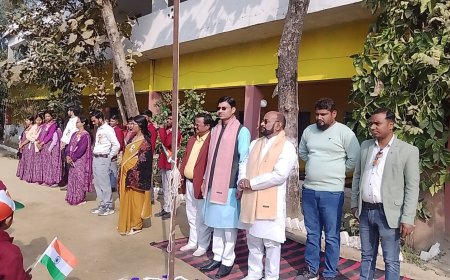 विभिन्न विद्यालयों में भाजपा नेता रमेश उपाध्याय ने किया ध्वजारोहण, हर परिसर में गूंजा राष्ट्रप्रेम