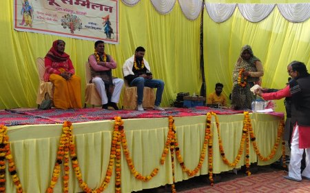 नगर की कश्यप बस्ती फैयाज पूरा में विराट हिन्दू सम्मेलन का भव्य आयोजन हुआ।