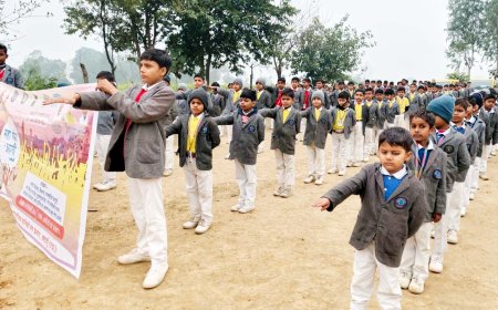 स्कूल में गंगा स्वच्छता पर प्रतियोगिताएं हुई आयोजित