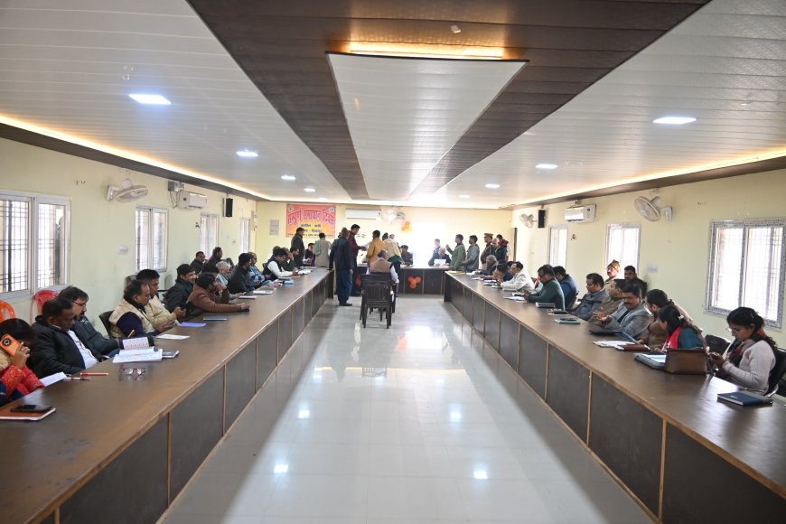 जिलाधिकारी  पुलकित गर्ग की अध्यक्षता में नए वर्ष का प्रथम संपूर्ण समाधान दिवस सम्पन्न