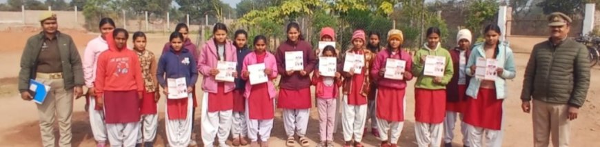 पुलिस का संकल्प मिशन शक्ति के तहत गाँव-गाँव और स्कूलों में महिलाओं को किया जागरूक