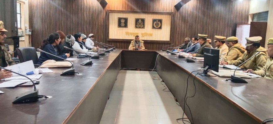 एसजेपीयू/एचटीयू की मासिक समन्वय समीक्षा बैठक व महिला एवं बाल सुरक्षा संगठन मुख्यालय लखनऊ द्वारा जारी बालश्रम, बाल भिक्षावृत्ति, बाल विवाह व मानव तस्करी की रोकथाम हेतु पुलिस कार्यालय स्थित राघव प्रेक्षागार मे प्रशिक्षण कार्यशाला का आयोजन किया गया