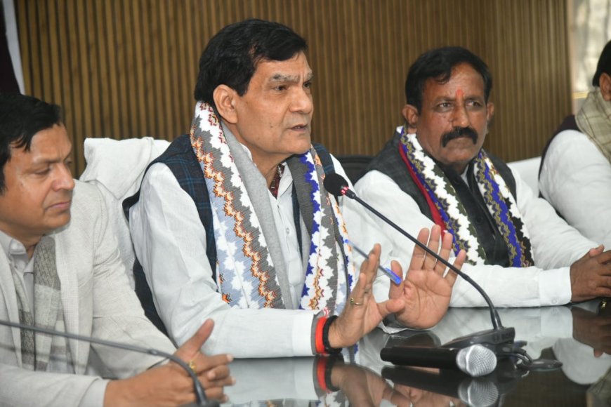 विकास योजनाओं की प्रगति में किसी भी स्तर पर लापरवाही न हो :श्री ए के शर्मा