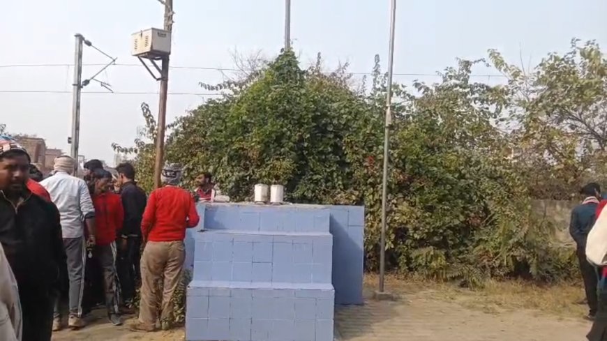 डॉ. भीमराव अंबेडकर की प्रतिमा क्षतिग्रस्त, आक्रोशित लोगों ने किया मार्ग अवरुद्ध, पुलिस जांच में जुटी