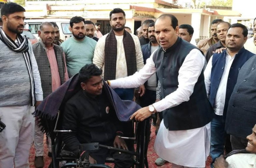 हरचंदपुर की जनता के दिलों में बसते हैं पूर्व विधायक राकेश सिंह, हर समस्या का करते हैं त्वरित समाधान