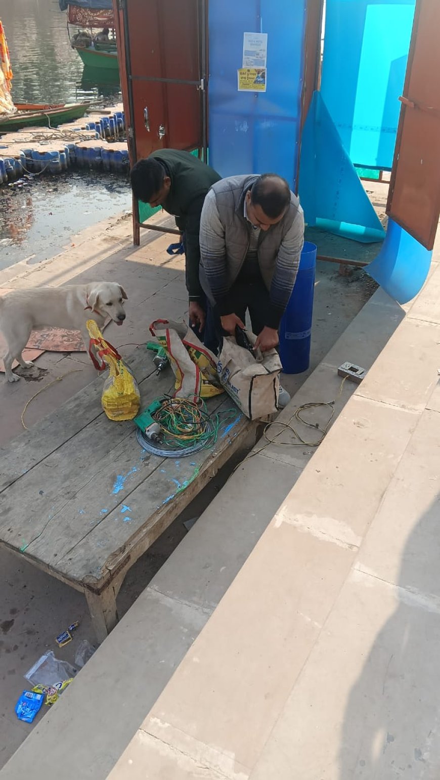 मकर संक्रांति पर्व के पूर्व संध्या पर सुरक्षा व्यवस्था के दृष्टिगत डॉग स्क्वॉयड, एलआईयू की संयुक्त टीम द्वारा रामघाट,निर्मोही एवं मेला क्षेत्र में चेकिंग की गयी