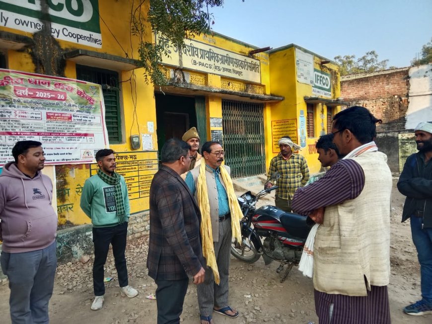 मऊ उप जिलाधिकारी ने धान क्रय केंद्रों का किया निरीक्षणः किसानों की खरीद और भुगतान व्यवस्था जांची, दिए निर्देश