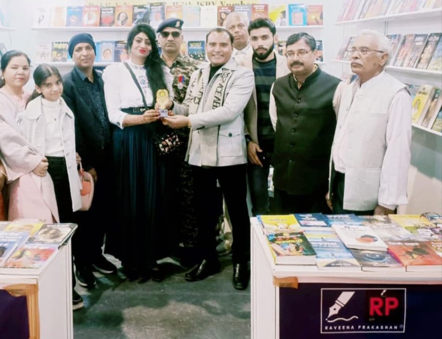 विश्व पुस्तक मेले में ललितपुर की नेहा का डंका गंगी का खोजू सर्वश्रेष्ठ बाल पुस्तक सम्मानित