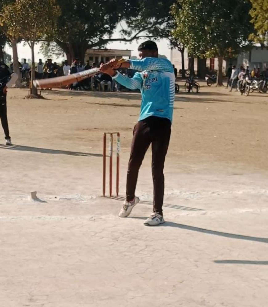 सैंडी के तूफान में उड़ा मड़ावरा महरौनी फाइनल में