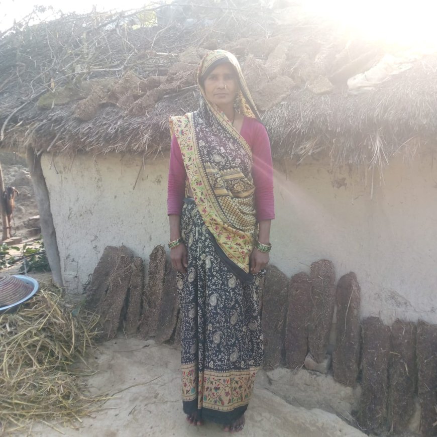 खत्रीपुर सेमौर विकास खंण्ड दरियाबाद निवासिनी ने प्रधानमंत्री आवास की गुहार लगाई