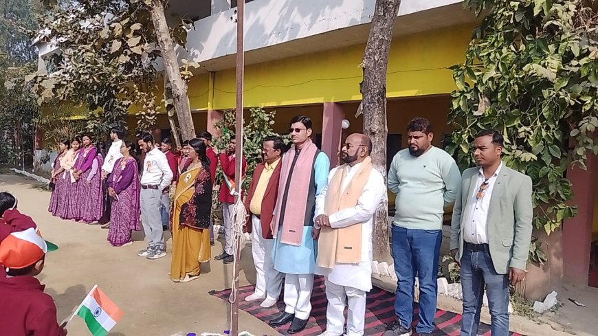 विभिन्न विद्यालयों में भाजपा नेता रमेश उपाध्याय ने किया ध्वजारोहण, हर परिसर में गूंजा राष्ट्रप्रेम