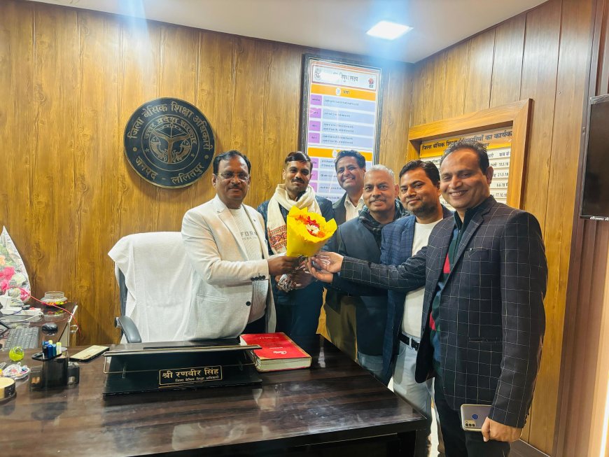 मंडल अध्यक्ष इंदर पटेल ने बीएसए से की भेंट जनपद को निपुण बनाने की रणनीति पर हुई चर्चा