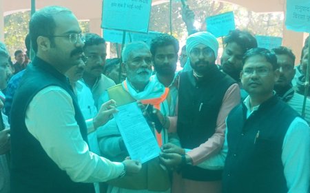 देश की उच्च शिक्षा व्यवस्था को मजबूत बनाए रखने की मांग को लेकर   विद्यार्थियों