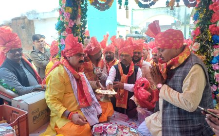 महाशिवरात्रि के पावन पर्व के अवसर पर महाकाल जी की निकाली गई शाही बारात