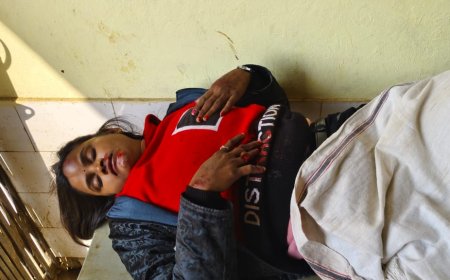 तीन बाइकों की भिड़ंत में दो सिपाही सहित छह घायल, जिला अस्पताल रेफर