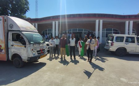 जिलाधिकारी ने मिलेट्स जागरूकता वैन को हरी झंडी दिखा कर किया रवाना।