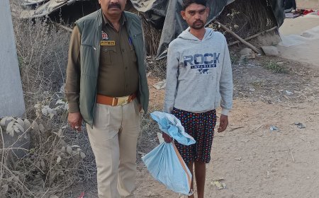 थाना भरतकूप पुलिस टीम ने 01 अभियुक्त को 20 अदद क्वार्टर देशी शराब के साथ गिरफ्तार किया