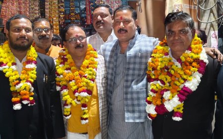 अध्यक्ष पद पर प्रेमचन्द्र पाल विजयी घोषित किए गए। वहीं वरिष्ठ उपाध्यक्ष पद पर राजीव नयन तिवारी, उपाध्यक्ष द्वितीय पद पर सर्वेश श्रीवास्तव तथा महामंत्री पद पर मनीष कुमार श्रीवास्तव ने जीत दर्ज की।