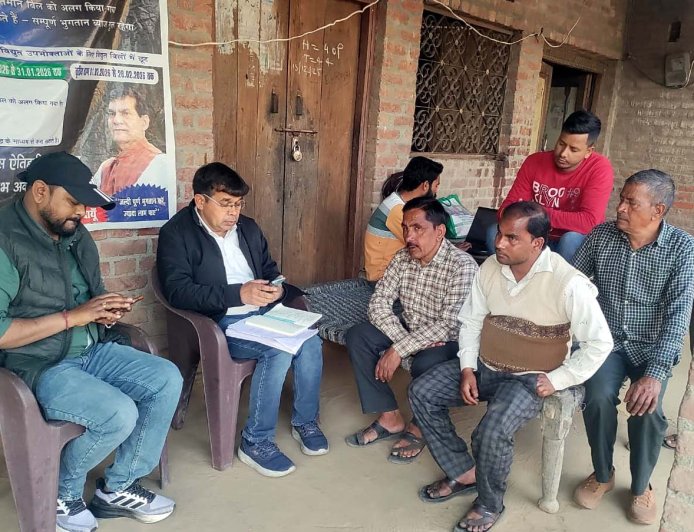 अधिशासी अभियंता ने किया उपखंड कार्यालय व कैंपों का निरीक्षण,  54 उपभोक्ताओं ने जमा किए 7.8 लाख रुपये