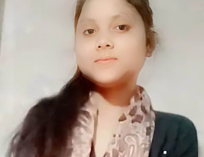 हाईस्कूल परीक्षा देने जा रही छात्राओं को ट्रैक्टर-ट्रॉली ने मारी टक्कर, एक की मौत