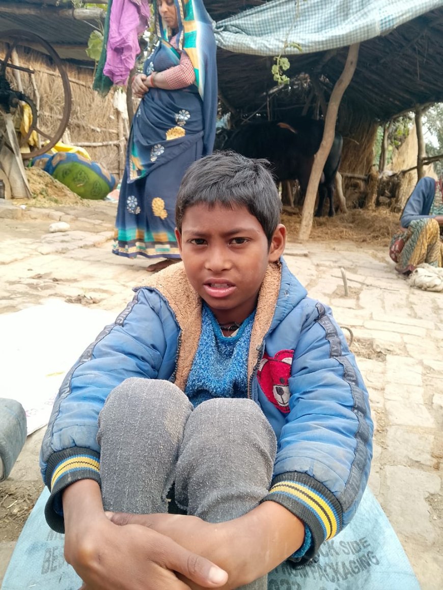 थाना कोतवाली बदोसरांय क्षेत्र के ग्राम कटोरवा मजरे हजरतपुर में एक 12 वर्षीय गूंगा बालक मिला कोतवाली पुलिस बच्चे के परिजनों का पता लगाने में जुटी