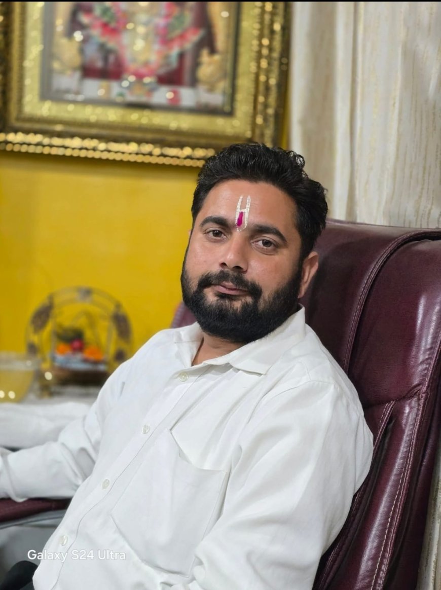 मथुरा सूचना विभाग में महाघोटाला: मास्टरमाइंड नारायण सिंह फरार, 6 दिन बाद भी पुलिस खाली हाथ • DIO के फर्जी हस्ताक्षर से जारी प्रमाणपत्र, सरकारी धन की खुली लूट • राष्ट्रपति–प्रधानमंत्री के कार्यक्रमों के नाम पर प्रचार-प्रसार में बड़ा खेल