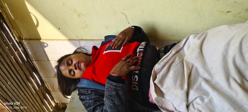 तीन बाइकों की भिड़ंत में दो सिपाही सहित छह घायल, जिला अस्पताल रेफर