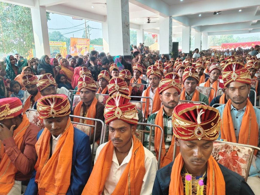 सामूहिक कन्या विवाह में 101 जोड़ों ने लिए सात फेरे, मेले जैसा रहा माहौल