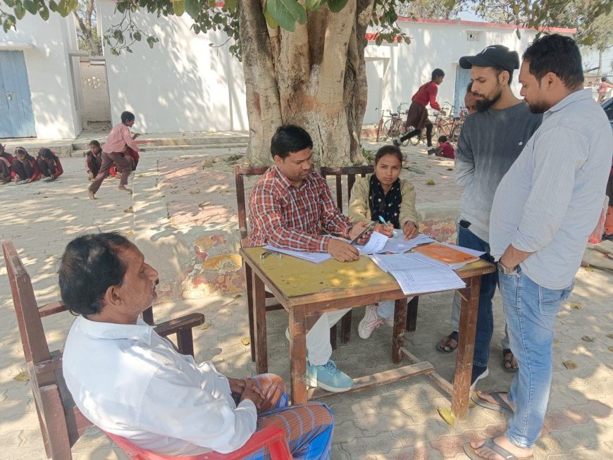 विशेष प्रगाढ़ मतदाता पुनरीक्षण में नेटवर्क आदि समस्याओं का सामना कर रहे है बी एल ओ आदि