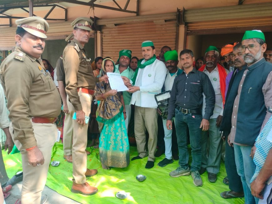 भाकियू हरपाल गुट ने किसान समस्याओ को लेकर किया प्रदर्शन, डीएम को भेजा ज्ञापन 