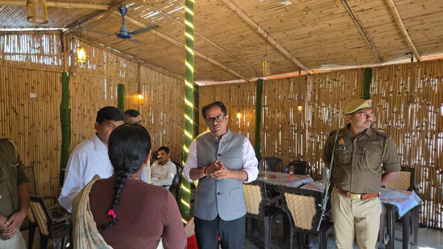 जिलाधिकारी ने विकास भवन स्थित 'शक्ति रसोई' कैंटीन का किया आकस्मिक निरीक्षण