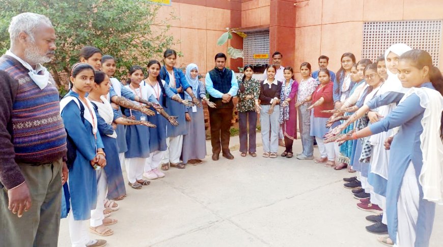 रंगोली में आस्था, यामिनी, अलशिफा, आंशिका, राधा की टीम रही अव्वल