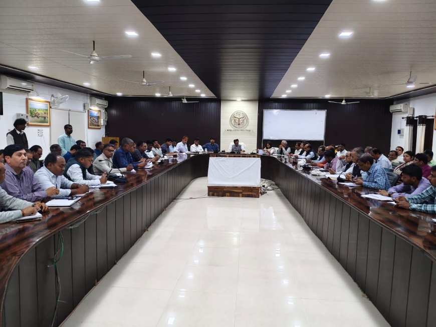 जिलाधिकारी ने फार्मर रजिस्ट्री कार्यों की समीक्षा की; 15 मार्च तक लक्ष्य पूर्ण न होने पर दी कार्रवाई की चेतावनी