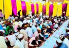 रोजा इफ्तार में दिखी गंगा-जमुनी तहजीब, लोगों ने किया सामूहिक इफ्तार