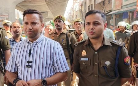 जिलाधिकारी व पुलिस अधीक्षक ने जनपदवासियों को दी होली पर्व की हार्दिक बधाई,सौहार्दपूर्ण वातावरण में त्योहार मनाने की अपील