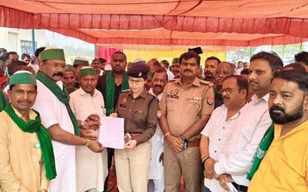 भारतीय किसान यूनियन 'टिकैत' के सैकड़ो कार्यकर्ताओ  ने धरना प्रदर्शन किया