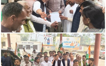 रसोई गैस की किल्लत व बढे दाम वापस लेने को लेकर कांग्रेस पार्टी के जिलाध्यक्ष मोहम्मद मोहसिन की अगुवाई में ब्लाक अध्यक्ष मुरली रावत ने सैकड़ों साथियों के साथ राज्यपाल को संबोधित ज्ञापन उपजिलाधिकारी को सौंपा