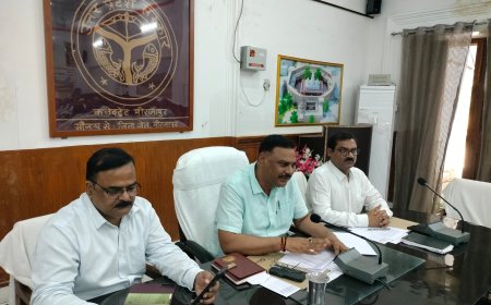 जिलाधिकारी की अध्यक्षता में अर्हता तिथि 01.01.2026 के आधार पर विधानसभा निर्वाचन क्षेत्रो के निर्वाचक  नामावलियो के विशेष प्रगाढ़ पुनरीक्षण की बैठक सम्पन्न*