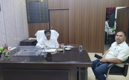 नवागत उपजिलाधिकारी अनिल कुमार सरोज ने सिरौलीगौसपुर तहसील का कार्यभार संभाला