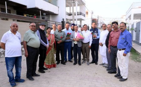 रोटरी मंडलाध्यक्ष डॉ. आशुतोष अग्रवाल का बाराबंकी में प्रथम आगमन, हुआ भव्य स्वागत